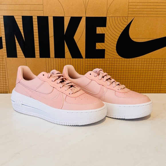 Final Sale!!! 🌺 NIKE 🌺 Nike Air Force 1 PLT.AF.ORM 👟 - Picture 5 of 14